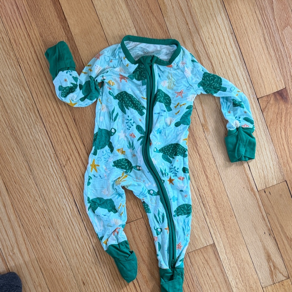 Little Sleepies Turtle print 0-3 months